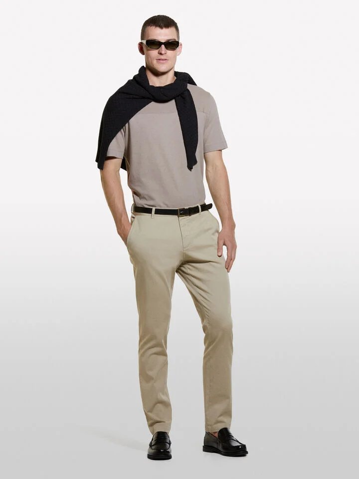 Sisley muške pantalone chino slim fit 